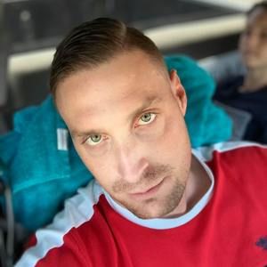 Meet your Posher, Matthew